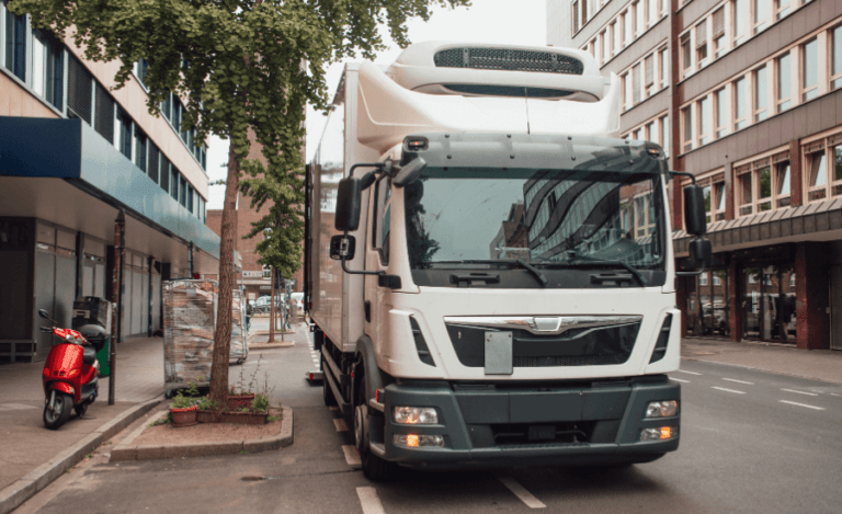 Transport dédié 5 Livraison du dernier kilomètre est un maillon de la chaîne logistique et du transport en zone réglementée