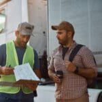 Location de camion avec chauffeur 5 istockphoto 1412673647 612x612 1